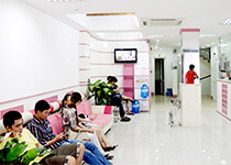 ĐỘI NGŨ CHUYÊN GIA Y - BÁC SỸ HÀNG ĐẦU