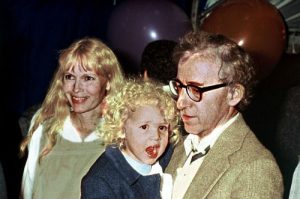 Woody Allen - Kẻ cầm thú ấu dâm con gái nuôi 7 tuổi