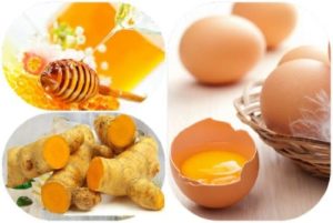 Cách 2: Dùng kết hợp mật ong, trứng và nghệ