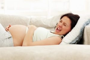 Đau bụng dưới khi mang thai tháng cuối - Cơn đau bụng chuyển dạ.